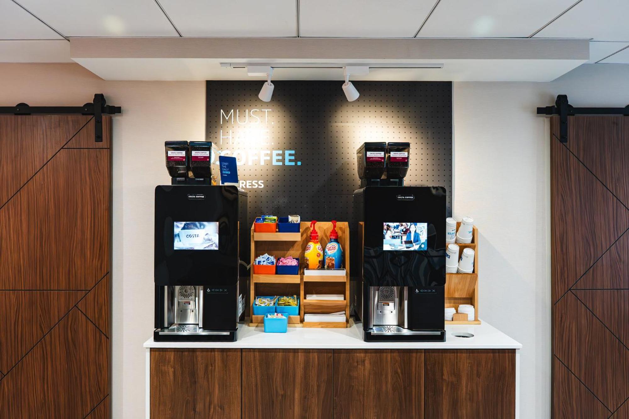 Holiday Inn Express Frazer - Malvern By Ihg Exterior foto